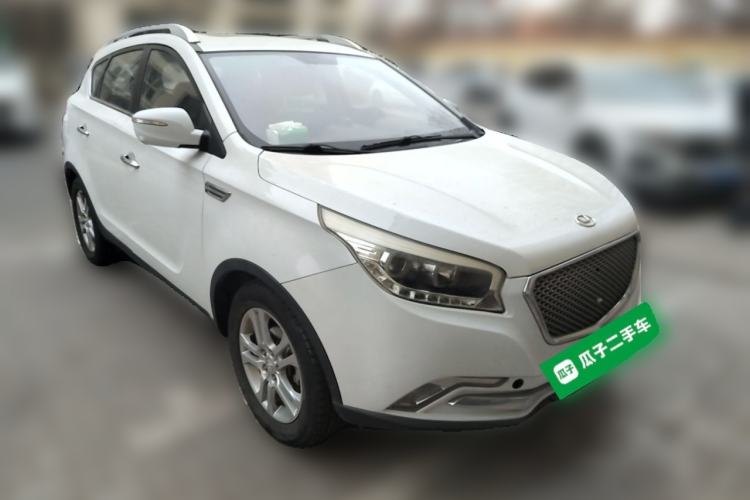Used Huatai Santa Fe 2015 1.5T Gasoline Manual Two-Wheel Drive Luxury Model Front Right 45 Deg