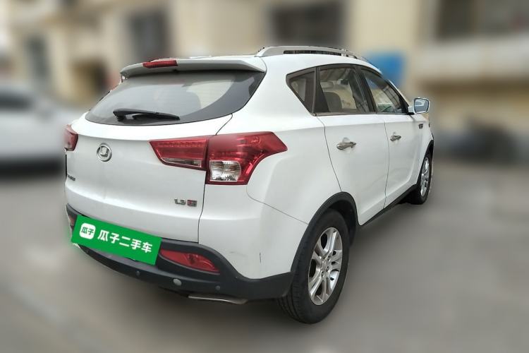 Used Huatai Santa Fe 2015 1.5T Gasoline Manual Two-Wheel Drive Luxury Model Rear Right 45 Deg