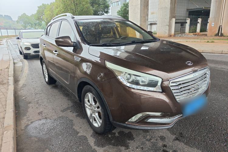 Used Huatai Santa Fe 2016 1.5T Gasoline Manual Two-Wheel Drive Smart Enjoyment i3 Model Front Right 45 Deg