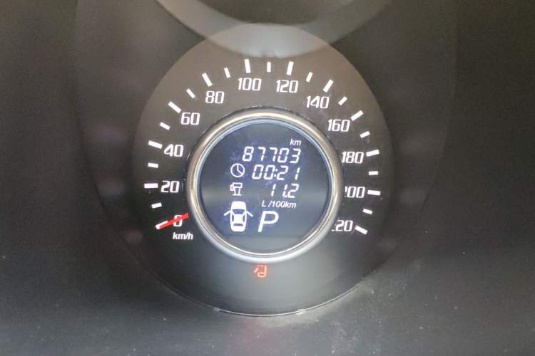 Used Huatai Santa Fe 2016 1.5T Gasoline Automatic Two-Wheel Drive Elite Model Odometer Close Up