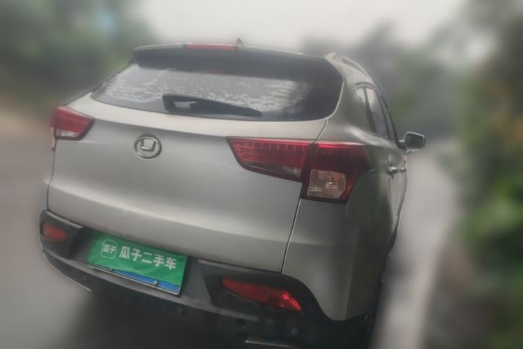 Used Huatai Santa Fe 2016 1.5T Gasoline Manual Two-Wheel Drive Smart Enjoyment i3 Model Rear Right 45 Deg