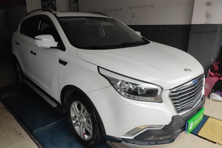 Used Huatai Santa Fe 2016 1.5T Gasoline Manual Two-Wheel Drive Elite Model Exterior 2