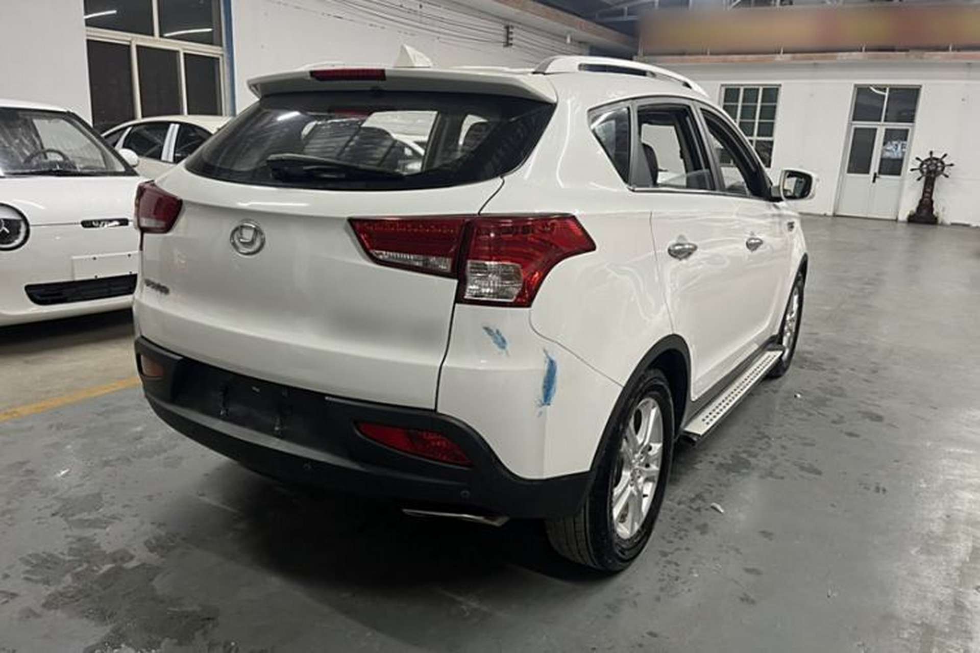 Used Huatai Santa Fe 2016 1.5T Gasoline Automatic Two-Wheel Drive Elite Model Exterior 5