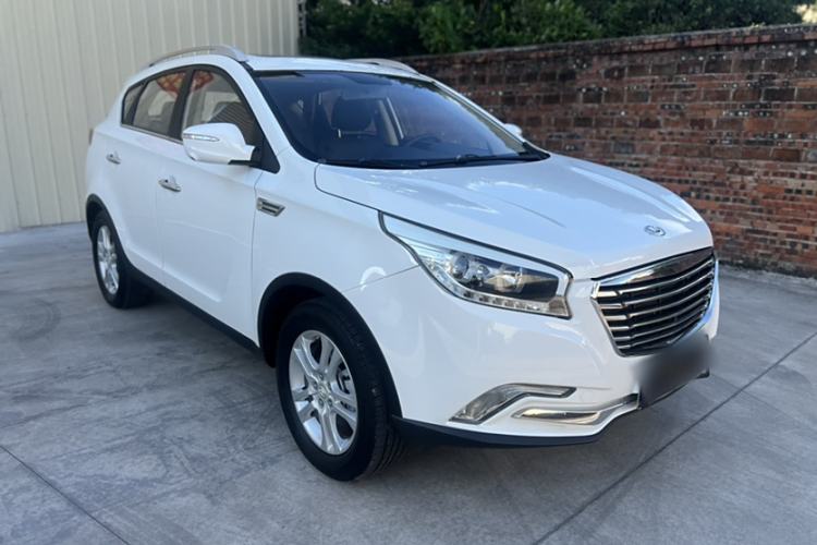 Used Huatai Santa Fe 2016 1.5T Gasoline Manual Two-Wheel Drive Smart Enjoyment i3 Model Exterior 5