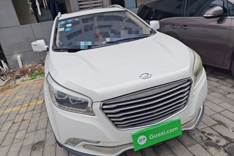 Used Huatai Santa Fe 2016 1.5T Gasoline Automatic Two-Wheel Drive i3 Model with Smart Features Front Right 45 Deg