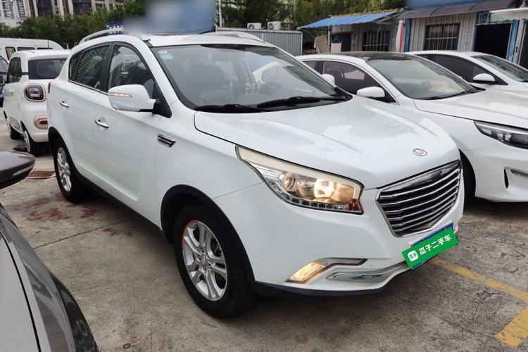 Used Huatai Santa Fe 2016 1.5T Gasoline Manual Two-Wheel Drive Smart Enjoyment i3 Model Front Right 45 Deg