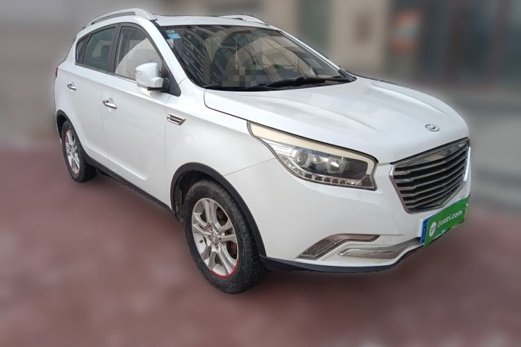 Used Huatai Santa Fe 2016 1.5T Gasoline Manual Two-Wheel Drive Smart Enjoyment i3 Model Front Right 45 Deg