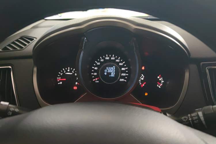 Used Huatai Santa Fe 2016 1.5T Gasoline Manual Two-Wheel Drive Elite Model Instrument Cluster