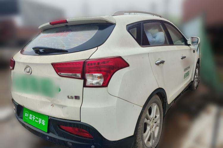 Used Huatai Santa Fe 2016 1.5T Gasoline Manual Two-Wheel Drive Smart Enjoyment i3 Model Rear Right 45 Deg