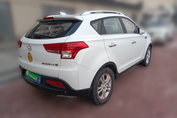 Used Huatai Santa Fe 2016 1.5T Gasoline Manual Two-Wheel Drive Smart Enjoyment i3 Model Rear Right 45 Deg
