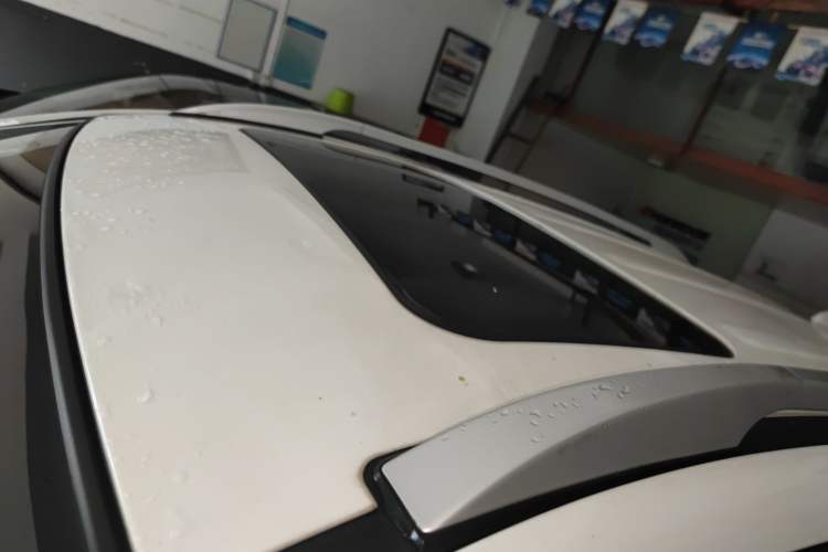 Used Huatai Santa Fe 2016 1.5T Gasoline Manual Two-Wheel Drive Elite Model Roof