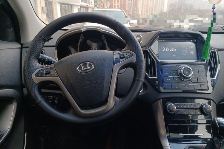 Used Huatai Santa Fe 2016 1.5T Gasoline Manual Two-Wheel Drive Smart Enjoyment i3 Model Steering Wheel