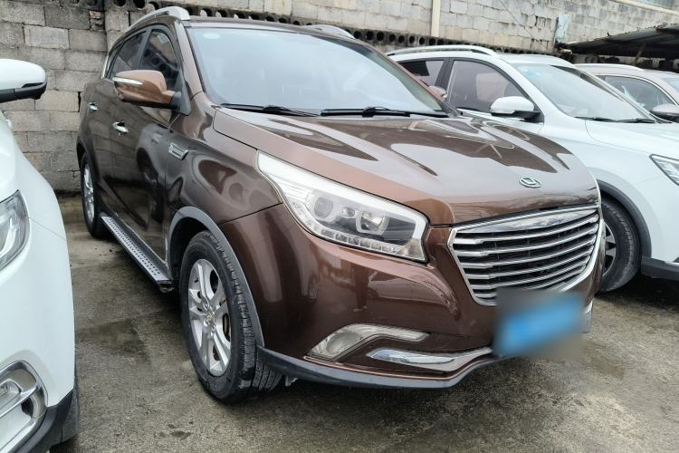 Used Huatai Santa Fe 2017 1.5T Gasoline Manual Two-Wheel-Drive Elite Model Front Right 45 Deg