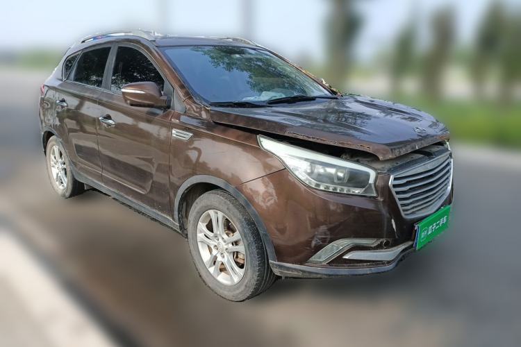 Used Huatai Santa Fe 2017 1.5T Gasoline Manual Two-Wheel-Drive Elite Model Front Right 45 Deg