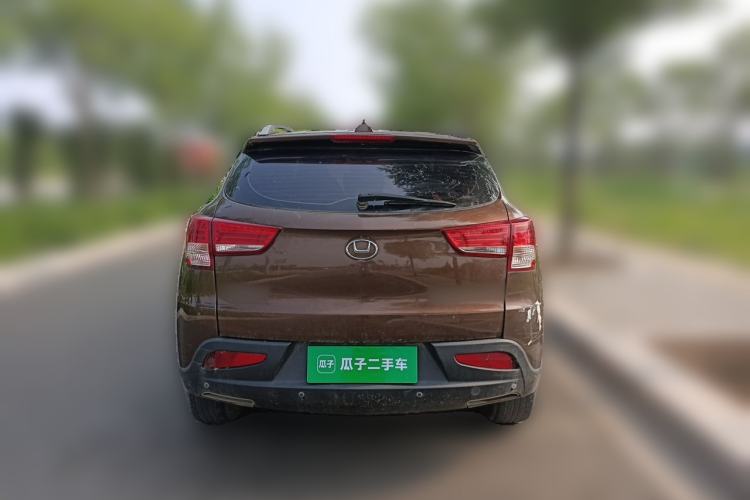 Used Huatai Santa Fe 2017 1.5T Gasoline Manual Two-Wheel-Drive Elite Model Rear