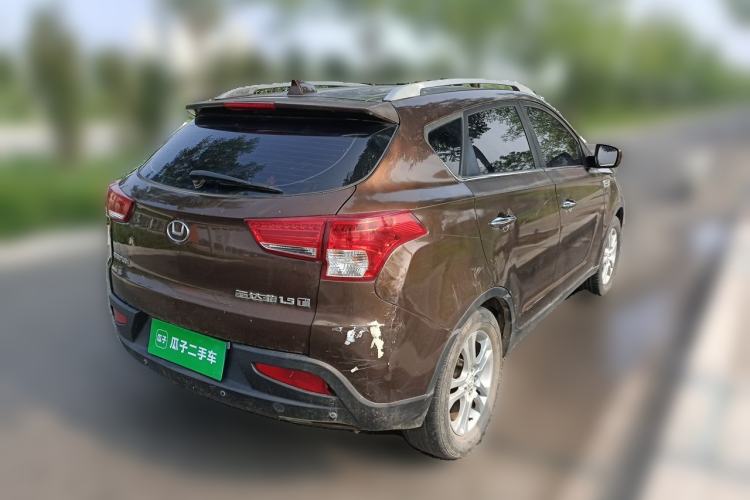 Used Huatai Santa Fe 2017 1.5T Gasoline Manual Two-Wheel-Drive Elite Model Rear Right 45 Deg