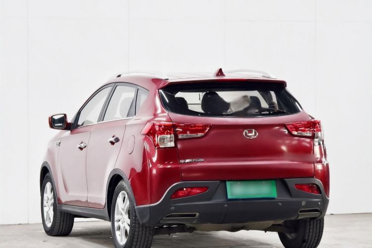 Used Huatai Santa Fe 2017 1.5T Gasoline Manual Two-Wheel Drive Smart Enjoyment i3 Model Exterior 6