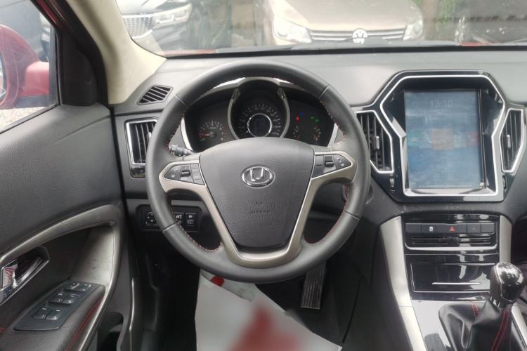 Used Huatai Santa Fe 2017 1.5T Gasoline Manual Two-Wheel Drive Smart Enjoyment i3 Model Steering Wheel