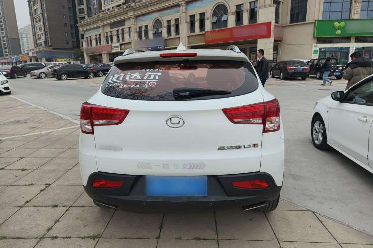 Used Huatai Santa Fe 2017 1.5T Gasoline Automatic Two-Wheel Drive Smart Enjoyment i3 Model Exterior 4