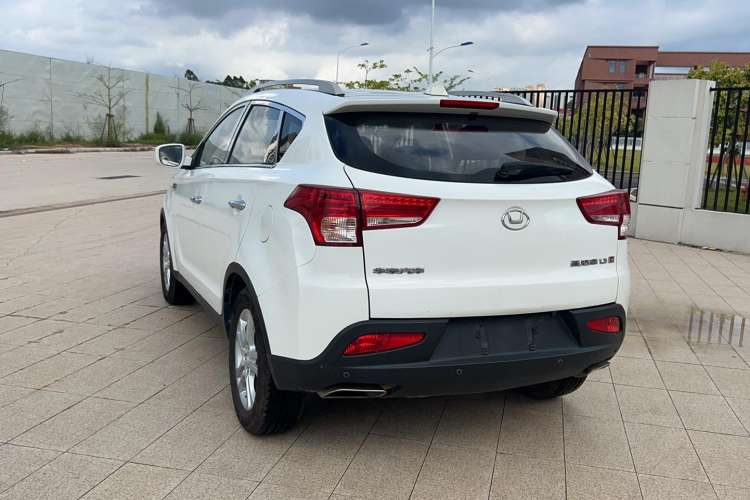 Used Huatai Santa Fe 2017 1.5T Gasoline Automatic Two-Wheel Drive Smart Enjoyment i3 Model Exterior 6