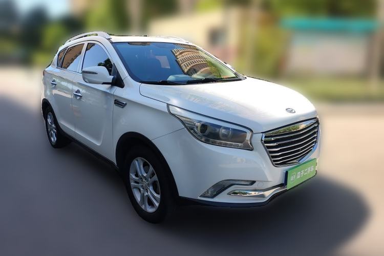 Used Huatai Santa Fe 2017 1.5T Gasoline Manual Two-Wheel Drive Smart Enjoyment i3 Model Front Right 45 Deg