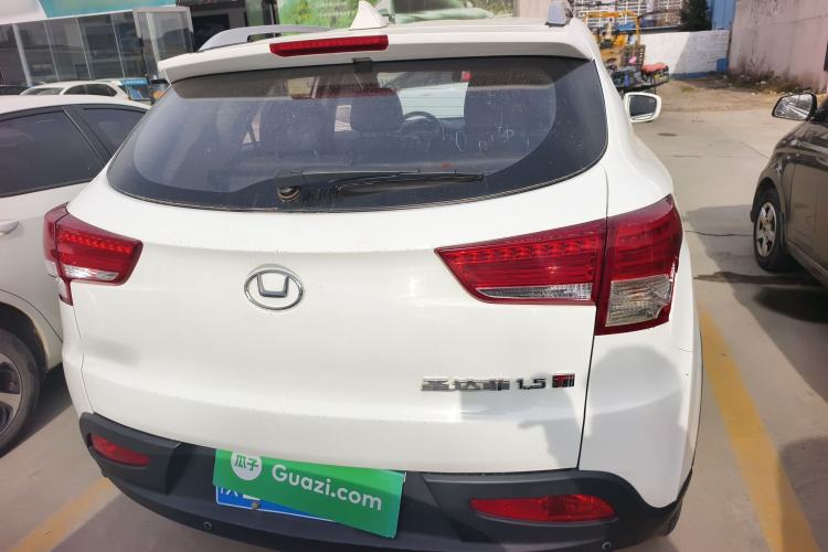 Used Huatai Santa Fe 2017 1.5T Gasoline Automatic Two-Wheel Drive Smart Enjoyment i3 Model Rear
