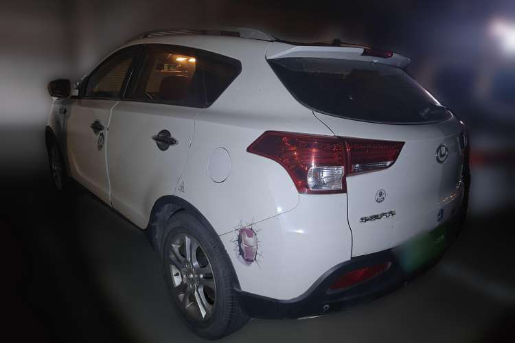 Used Huatai Santa Fe 2017 1.5T Gasoline Automatic Two-Wheel Drive Smart Enjoyment i3 Model Rear Left 45 Deg