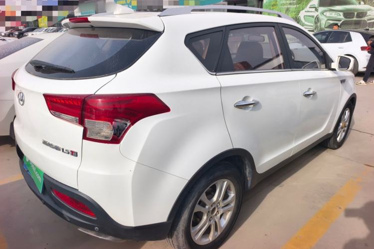 Used Huatai Santa Fe 2017 1.5T Gasoline Automatic Two-Wheel Drive Smart Enjoyment i3 Model Rear Right 45 Deg
