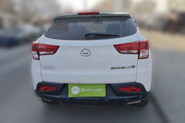 Used Huatai Santa Fe 2017 1.5T Gasoline Automatic Two-Wheel Drive Smart Enjoyment i3 Model Rear