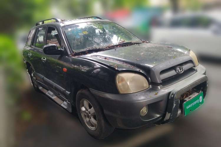 Used Huatai Santa Fe Classic 2006 2.0T Diesel VGT Automatic 4x4 Standard Edition Front Right 45 Deg