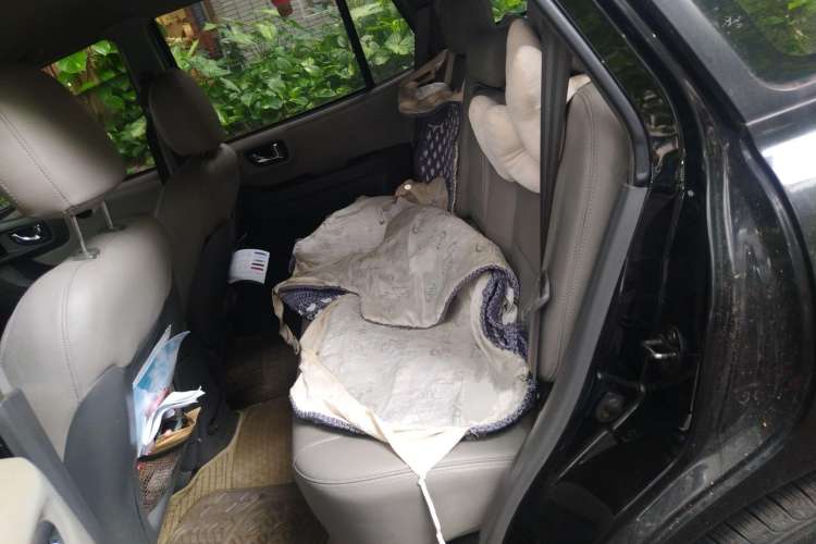 Used Huatai Santa Fe Classic 2006 2.0T Diesel VGT Automatic 4x4 Standard Edition Left Rear Seat