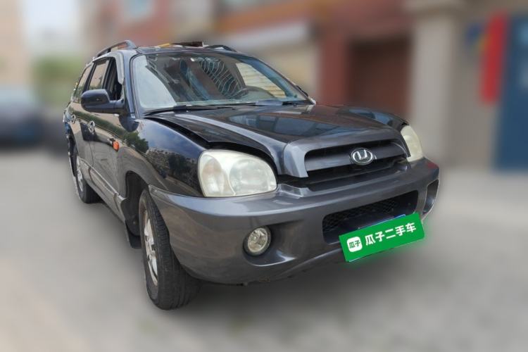 Used Huatai Santa Fe Classic 2009 2.0T Diesel Manual Two-Wheel Drive Luxury Version Front Right 45 Deg