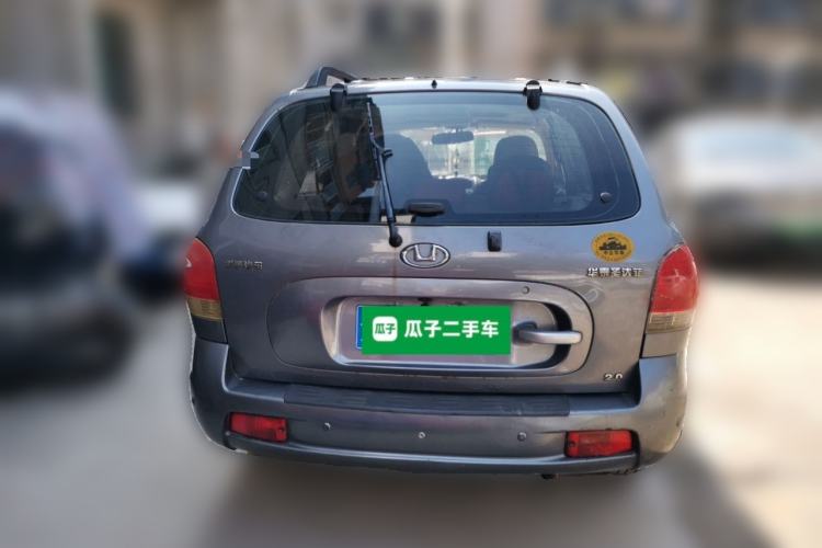 Used Huatai Santa Fe Classic 2011 2.0L Gasoline Manual Two-Wheel Drive Comfort Version Rear