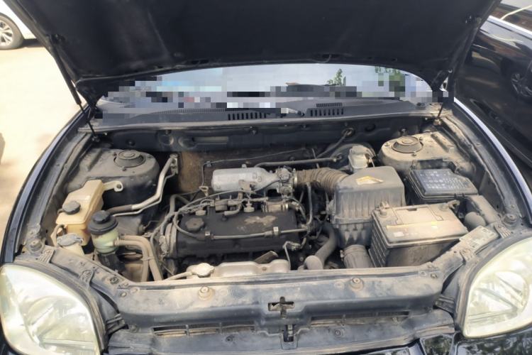 Used Huatai Santa Fe Classic 2012 2.0L Gasoline Manual Luxury Version Engine Bay