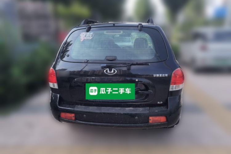 Used Huatai Santa Fe Classic 2012 2.0L Gasoline Manual Two-Wheel Drive with Sunroof Rear