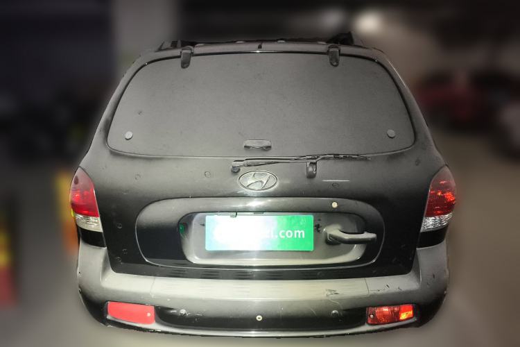 Used Huatai Santa Fe Classic 2012 2.0L Gasoline Manual Two-Wheel Drive with Sunroof Rear