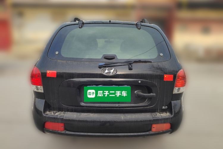 Used Huatai Santa Fe Classic 2012 2.0L Gasoline Manual Two-Wheel Drive with Sunroof Rear