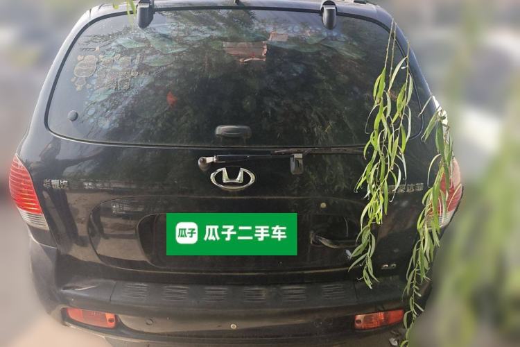 Used Huatai Santa Fe Classic 2012 2.0L Gasoline Manual Two-Wheel Drive with Sunroof Rear
