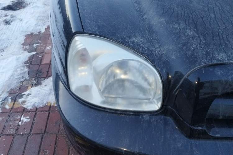 Used Huatai Santa Fe Classic 2012 2.0L Gasoline Manual Two-Wheel Drive with Sunroof Right Front Headlight