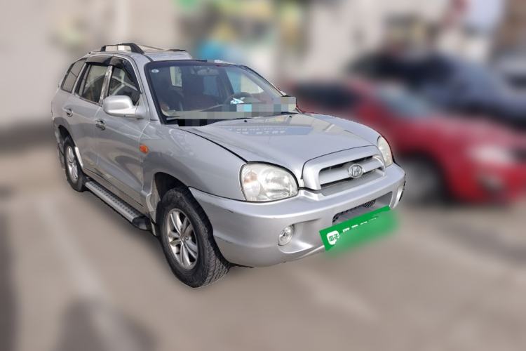 Used Huatai Santa Fe Classic 2012 2.0L Gasoline Manual Luxury Version Front Right 45 Deg