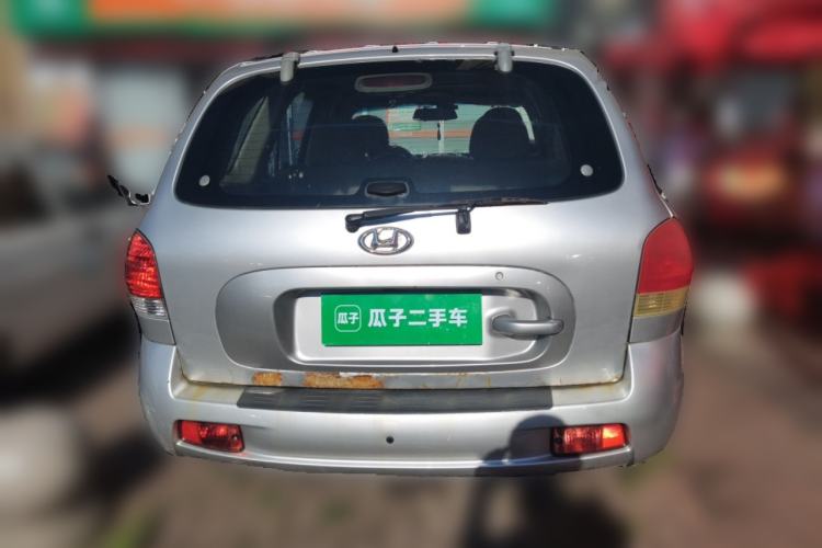 Used Huatai Santa Fe Classic 2012 2.0L Gasoline Manual Two-Wheel Drive with Sunroof Rear