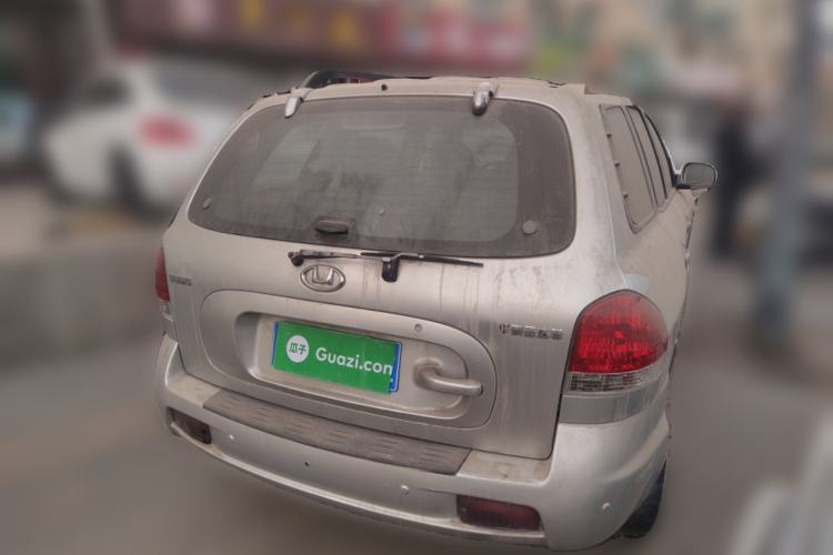 Used Huatai Santa Fe Classic 2012 2.0L Gasoline Manual Two-Wheel Drive with Sunroof Rear Right 45 Deg
