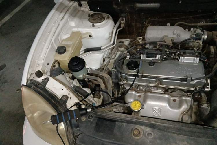Used Huatai Santa Fe Classic  Engine Bay Right