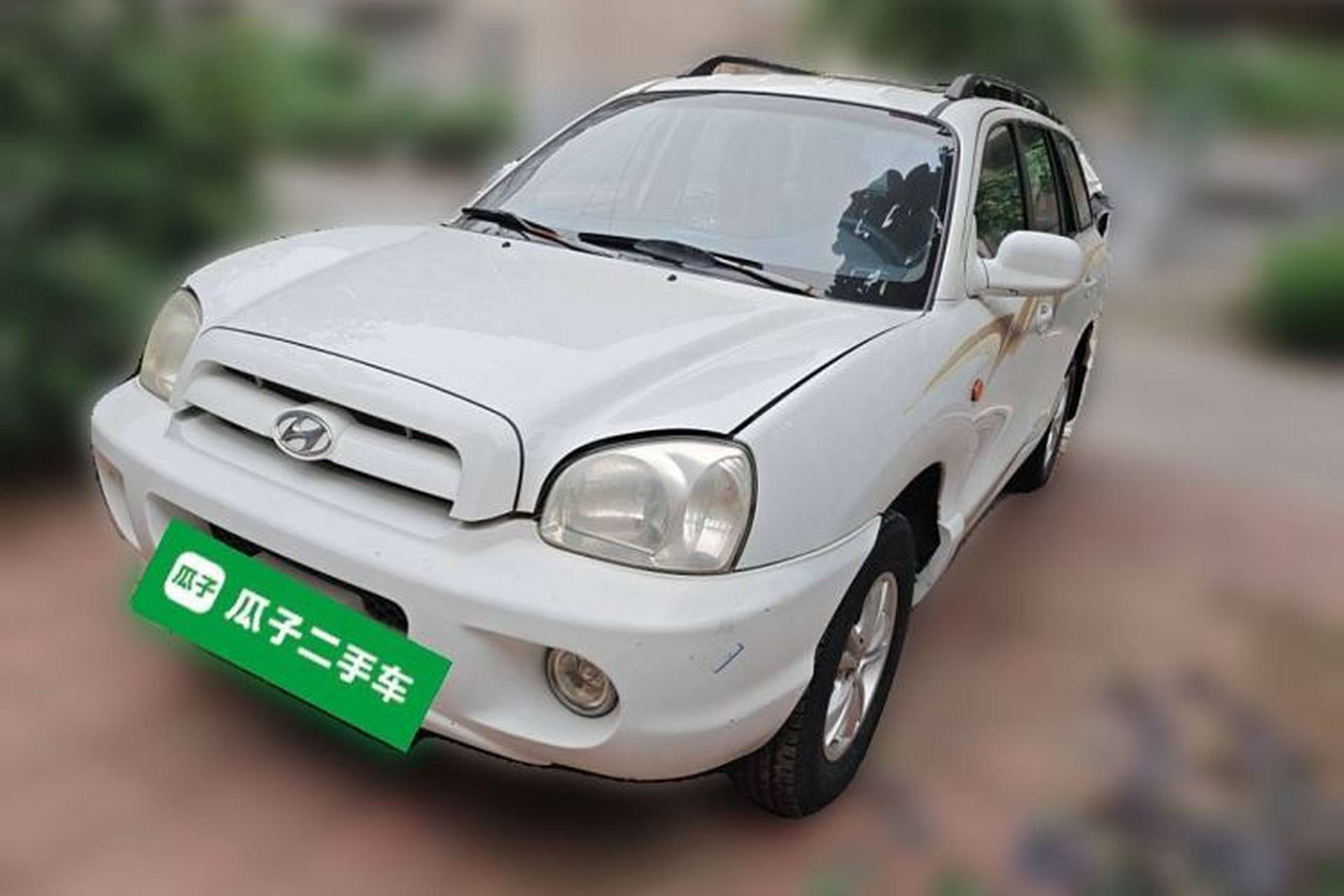 Used Huatai Santa Fe Classic 2012 2.0L Gasoline Manual Two-Wheel Drive with Sunroof Front Left 45 Deg