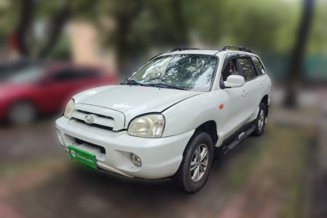 Used Huatai Santa Fe Classic 2012 2.0L Gasoline Manual Two-Wheel Drive with Sunroof