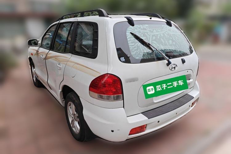 Used Huatai Santa Fe Classic 2012 2.0L Gasoline Manual Two-Wheel Drive with Sunroof Rear Left 45 Deg