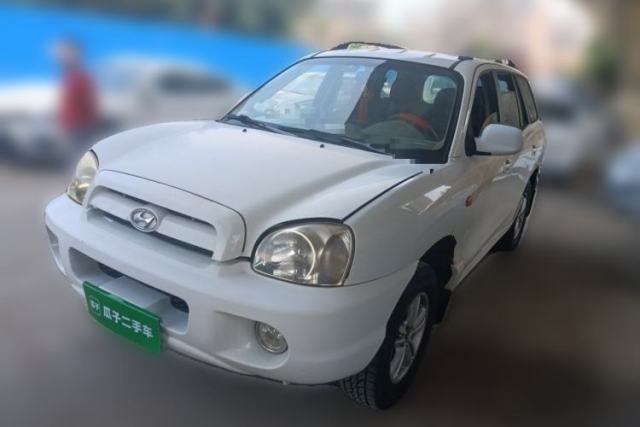 Huatai Santa Fe Classic 2012 2.0L Gasoline Manual Two-Wheel Drive with Sunroof usata