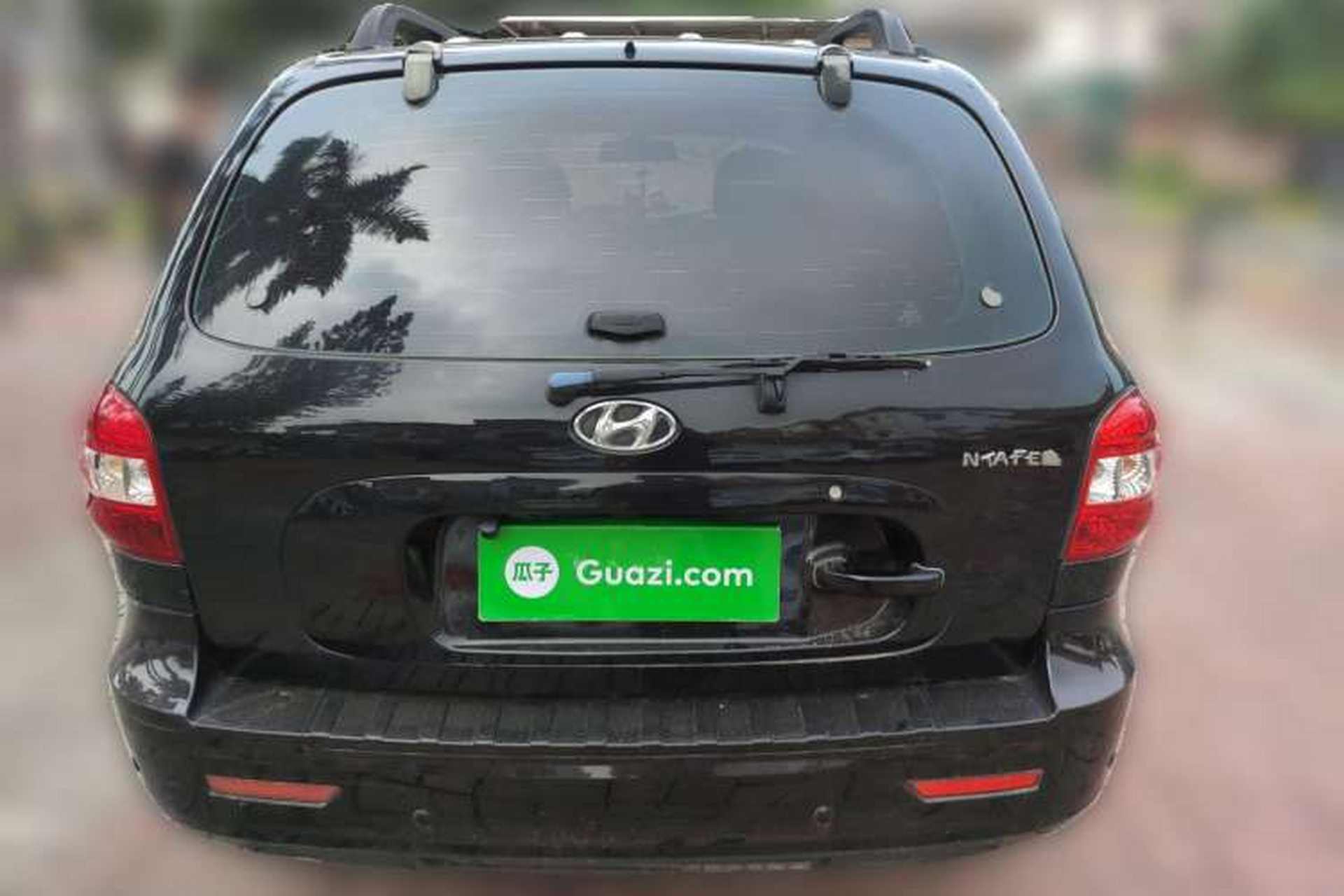 Used Huatai Santa Fe Classic 2013 2.0T Diesel Manual Two-Wheel Drive Sunroof Model Rear