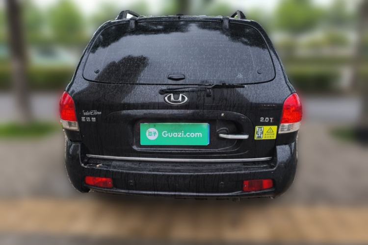 Used Huatai Santa Fe Classic 2015 2.0L Gasoline Manual Transmission Two-Wheel Drive Standard Version Rear
