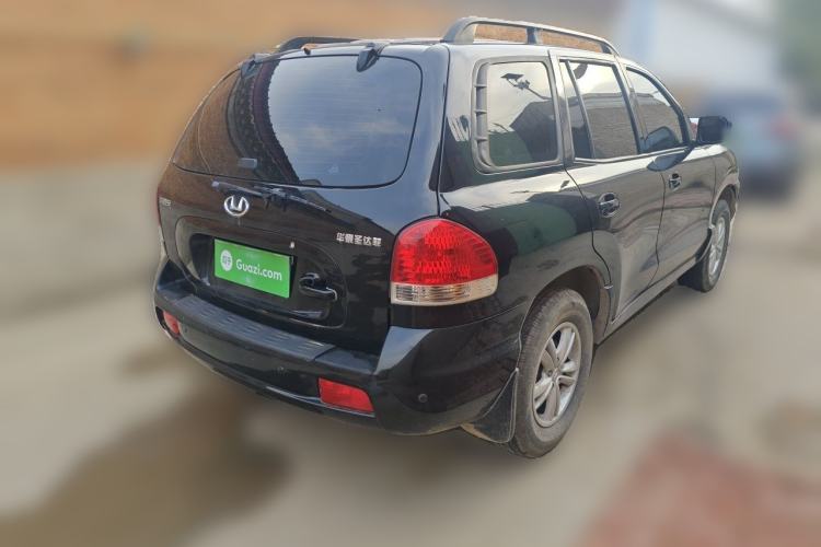 Used Huatai Santa Fe Classic 2015 2.0L Gasoline Manual Transmission Two-Wheel Drive Standard Version Rear Right 45 Deg